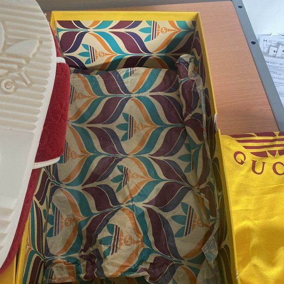 NIB Gucci / Adidas platform slides - Picture 5 of 7